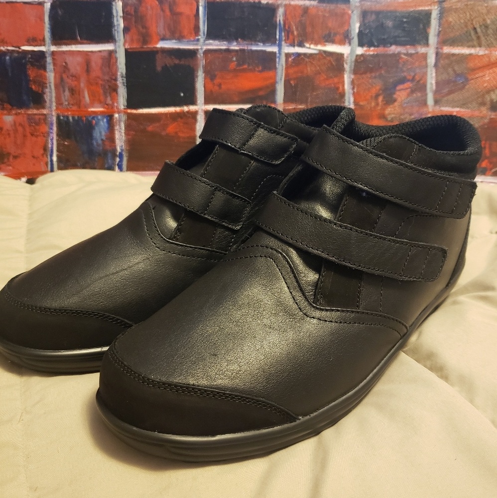 Womens 887 Tivoli Casual Velcro Boot